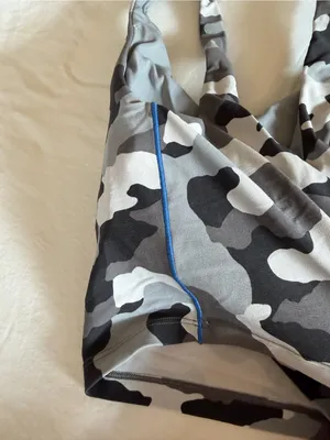 OFFLINE by Aerie Real Me Camo Longline Sports Bra‎ Gray Black Medium thumbnail 4