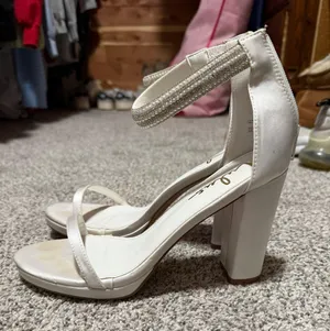 Lulus Heels thumbnail 1