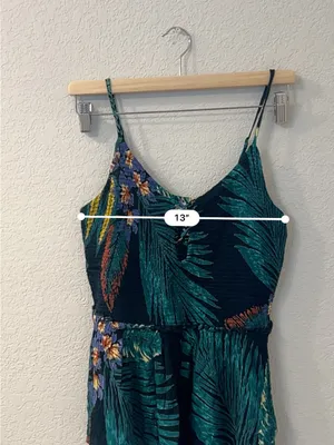 Patrons‎ of Peace Sleeveless Smocked Tropical Top thumbnail 7