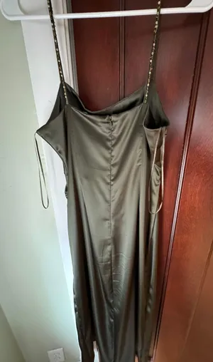 ZARA Green Satin Midi Dress thumbnail 2