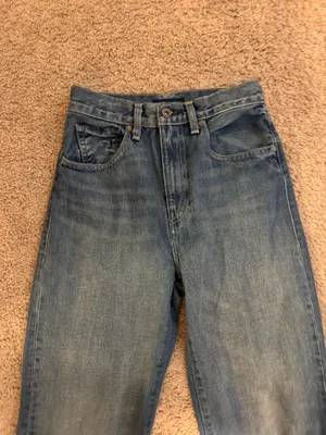 NWOT Levi Barrel Jeans thumbnail 5