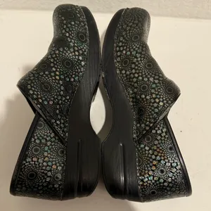 Dansko Professional Medallion Metallic Sunburst Clog Black Multi EU 40 / US 10 thumbnail 6
