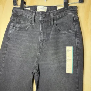 NWT Universal Thread High-Rise Flare Jeans Womens Size 2‎ Comfort Stretch Black thumbnail 4