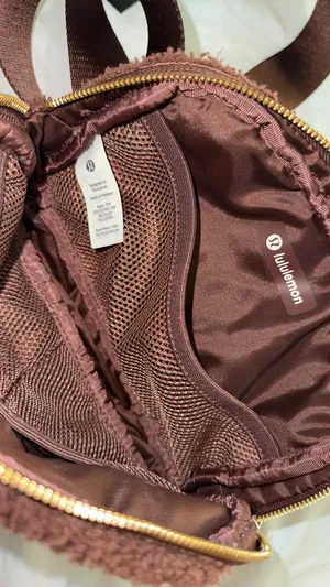 Lululemon Sherpa Fanny Pack thumbnail 5