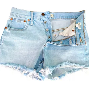 Madewell Light Wash Relaxed Denim Shorts w Frayed Raw Hems + Multi Button Fly 23 thumbnail 3