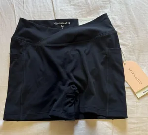 Blogilates Women's Criss Cross Scrunch Biker Shorts thumbnail 2