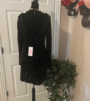 Black evening mini dress thumbnail 2