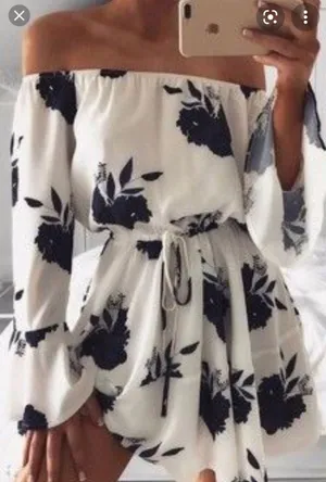 Dress White Size M thumbnail 3