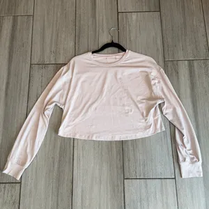 Lululemon Muscle Love Long Sleeve Shirt Misty Pink Cropped Womens Medium thumbnail 3