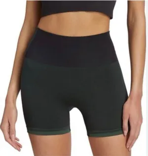Outdoor Voices Seamless Smooth 4.5" Bike Short in Evergreen- Size Small thumbnail 1