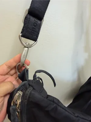 Lululemon Good Fortune Crossbody Shoulder Fanny Bag Black thumbnail 9