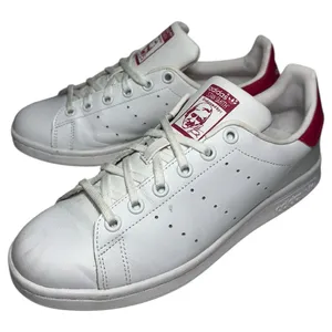 Adidas Women’s Size 6 White Bold Pink Leather Stan Smith Shoes Sneakers thumbnail 1