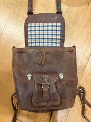 Woodpecker distressed leather finish backpack brown unisex academia thumbnail 3