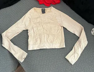 Pink Victoria’s Secret seamless long sleeve active top thumbnail 1