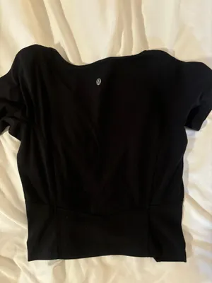 Lululemon Women’s Top Black thumbnail 3