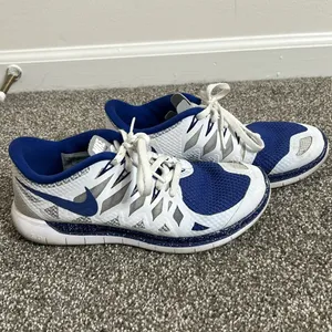NikeID personalized running tennis shoes thumbnail 3