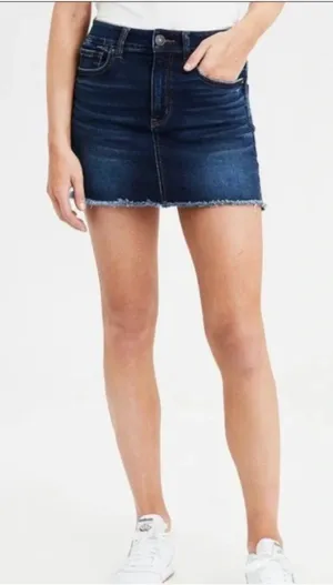 American Eagle Women’s Size 10 Hi-Rise Mini Skirt Denim Jean Cut‎ Off Dark Wash thumbnail 1