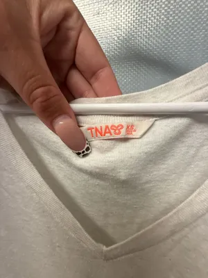 TNA Aritzia V-Neck Sweatshirt Size XS Heather White Long Sleeve Pullover thumbnail 2