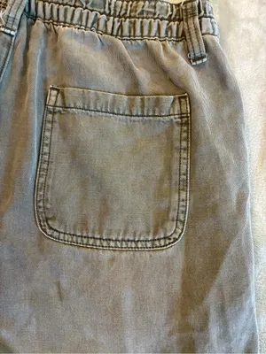 Aerie Brand Casual Frayed Hem Women's Shorts - Olive Size Small thumbnail 6