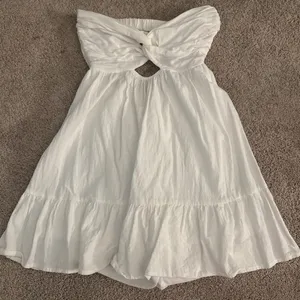 Isla strapless dress White thumbnail 1