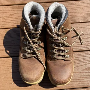 Y2K Skechers Chunky Sherpa Hiking Boots Women’s 8.5 thumbnail 5