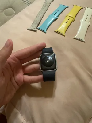 Apple Watch SE 44mm thumbnail 3