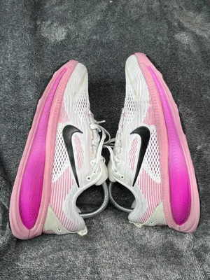 Nike Air Zoom Vomero 18 Summit White Elemental Pink Women Size 9 Running Shoes HM6804-105 thumbnail 7