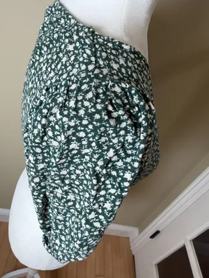 American Eagle Puff Sleeve Green Floral Print Wrap Top Size XS thumbnail 7