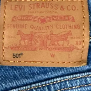 Levi's 501 Premium Crop Jeans in Charleston Fun Size 27 Big E Distressed Raw Hem thumbnail 14