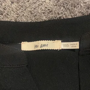 Black Blouse Size XXS thumbnail 2