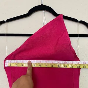 House of CB “Sasha” Hot Pink Midi Bandage Dress‎ NWOT size XS thumbnail 10