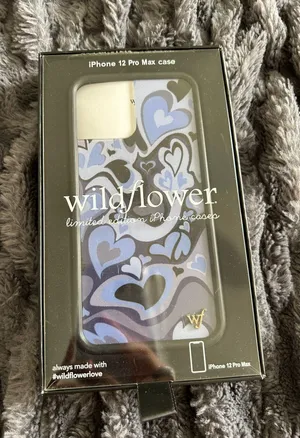 Wildflower iPhone 12 Pro Max Case thumbnail 2