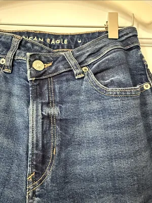American Eagle Outfitters Dark Indigo High-Rise Mom Straight Jeans Size 6 BNWT thumbnail 4