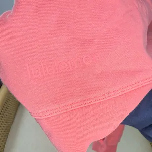 Lululemon Perfectly Oversized Crew Size 8 thumbnail 7