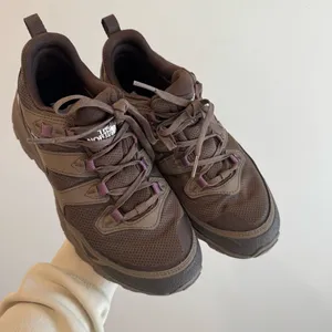 The North Face Women’s Hedgehog 3 Waterproof Hiking Shoe Smokey Brown‎ Size 10 thumbnail 3