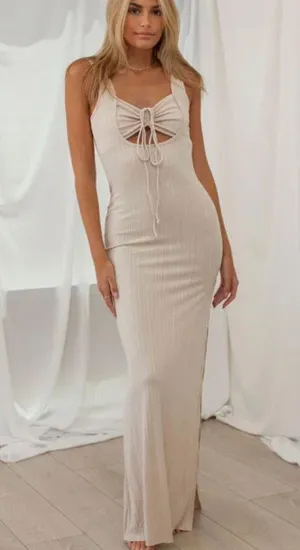 Isabelle’s Cabinet Dress thumbnail 1