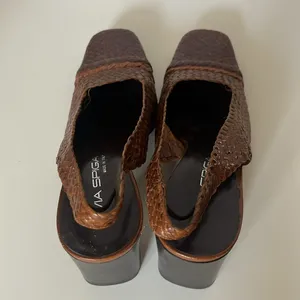 Via Spiga Woven Brown 3” Block Heels in Size 6M 56 thumbnail 6