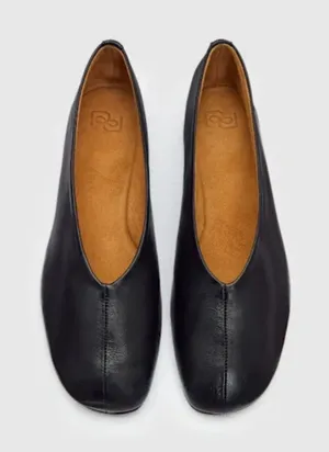 New Reformation Blaine Flat Black Leather Size 8 thumbnail 1