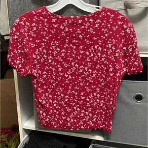 Hollister Top thumbnail 2