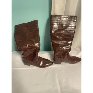 Wmens Size 6.5 Brown Faux Leather Tall Riding Flat Croc Embossed‎ Bin2 thumbnail 2