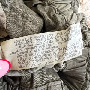 EUC ZARA Paperbag Barrel Jeans Olive Green thumbnail 6
