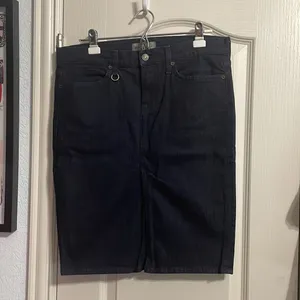 7 For All Mankind Denim Pencil Skirt Minimalist Capsule Wardrobe Y2K Utility thumbnail 3