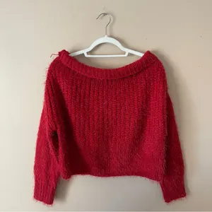 WISHFUL THINKING Red Chenille Eyelash Knit Chunky Off Shoulder Sweater - Sz S/M thumbnail 8