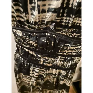 Aidan mattox Black and white size 18 dress thumbnail 4