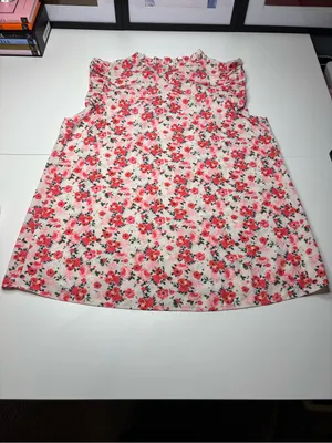 Sleeveless Floral Blouse Pink Coral and White Ruffle Neck Size L NWOT Romantic thumbnail 2