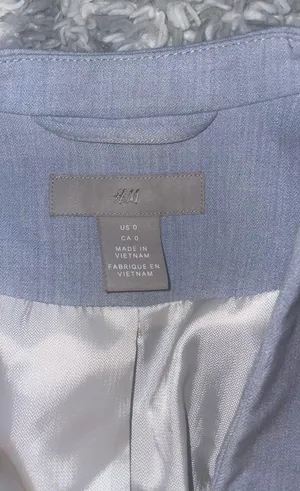 H&M Blazer thumbnail 2