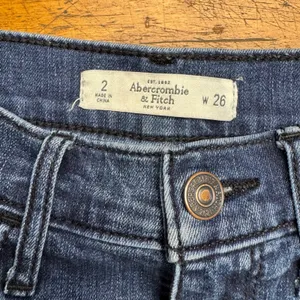 Abercrombie Fitch Denim Cutoff Shorts Distressed Cuffed Blue‎ Jeans W26 thumbnail 2
