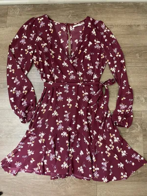 Mi Ami Long Sleeve Floral Mini Dress Size M Maroon Surplice Tie Waist Boho Chic thumbnail 9
