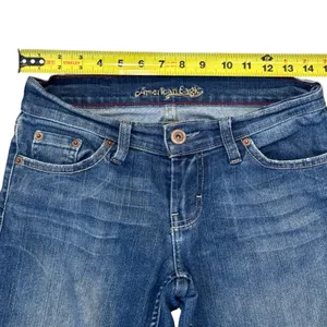 American Eagle Low Rise Y2K Bootcut Jeans Medium Wash Blue Denim Size 4 Reg thumbnail 5