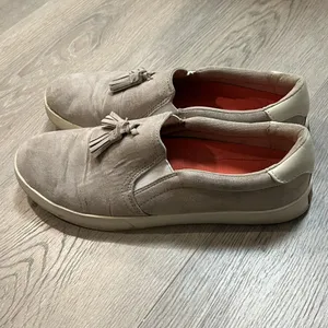 Dr Scholls Madi Faux Suede Tan Size 9 Slip on Comfort‎ Sneaker with Tassels thumbnail 3